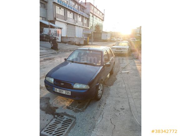 Çok Acil Ford Fiesta 1.25 Benzinli 1998 Model