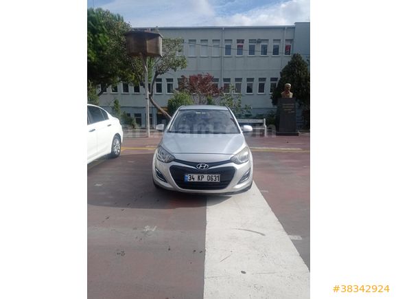 Sahibinden Hyundai i20 1.4 CRDi Jump 2013 Model