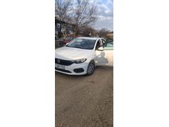 Sahibinden yeni vizeli Fiat Egea 1.4 Fire Easy 2020 Model  72 000 km Beyaz