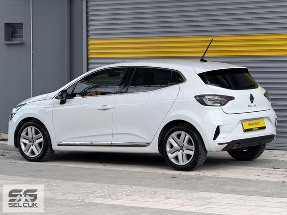 SELÇUK AUTO | 2023 RENAULT CLİO EVOLUTİON HATASIZ SERVİS BAKIMLI