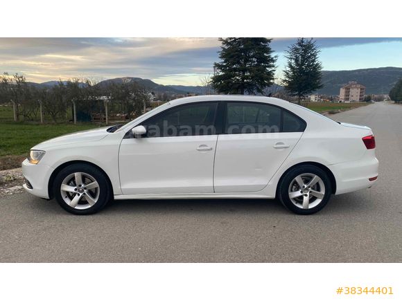 Volkswagen Jetta 1.4 TSi Trendline 2014 Model 