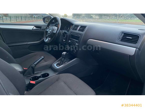 Volkswagen Jetta 1.4 TSi Trendline 2014 Model 