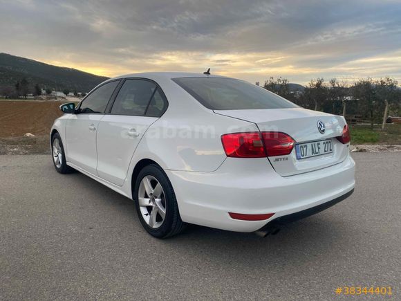 Volkswagen Jetta 1.4 TSi Trendline 2014 Model 