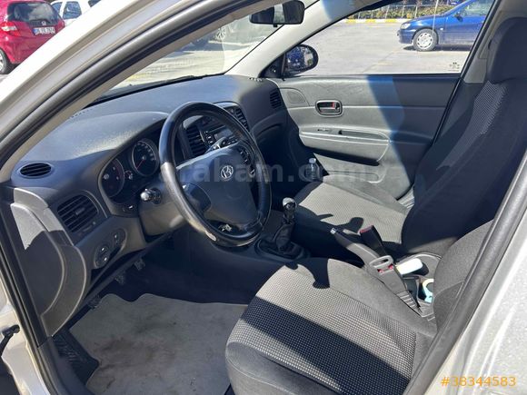 Sahibinden Hyundai Accent Era 1.5 CRDi Team 2011 Model 