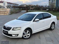 HATASIZ*BOYASIZ*MASRAFSIZ*SKODA OCTAVİA 1.6 TDI OTOMATİK