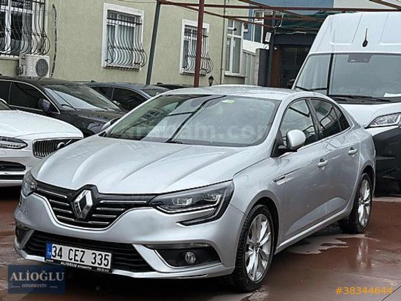 TAMAMINA KREDİ 2019 RENAULT MEGAN İCON EDC OTOMAİK TESLA EKRANLI