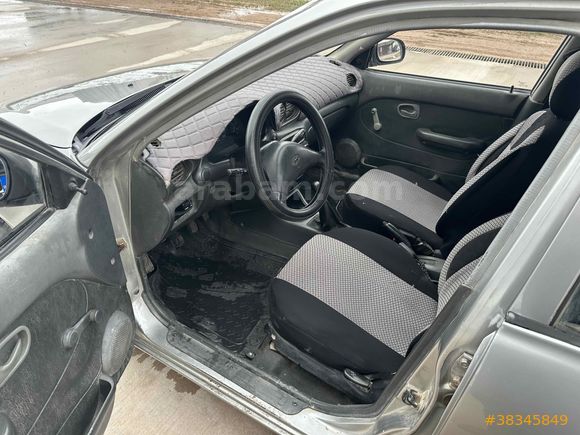 Galeriden Hyundai Accent 1.3 LS 2000 Model Yozgat