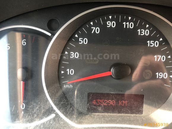 İlk sahibinden kazasız otomobil binek ruhsatlı temiz masrafsız 2017 model kangoo