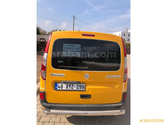İlk sahibinden kazasız otomobil binek ruhsatlı temiz masrafsız 2017 model kangoo