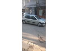 Sahibinden Renault Clio 1.4 RTA 2001 Model  242.000 km Gri (Gümüş)