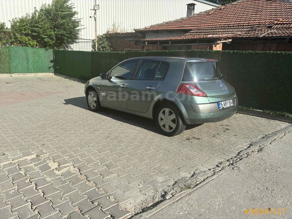 Sahibinden Renault Megane 1.6 Dynamique 2004 Model  268.000 km Yeşil