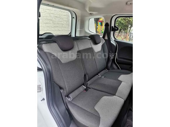 Sahibinden Ford Tourneo Courier 1.5 TDCi Journey Trend 2017 Model