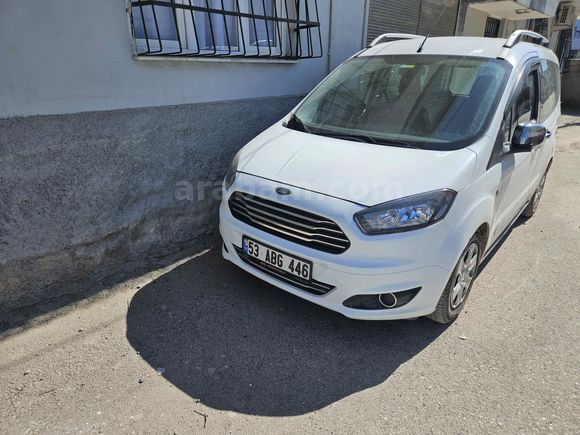 Sahibinden Ford Tourneo Courier 1.5 TDCi Journey Trend 2017 Model