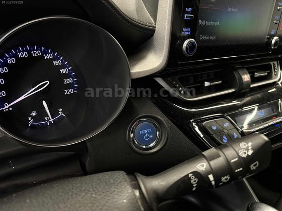 FLİES MOTORS'DAN 2021 108'BİN KM C-HR 1.8 HYBRİD FLAME E-CVT