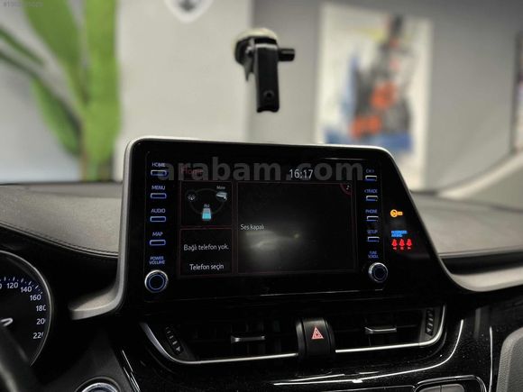 FLİES MOTORS'DAN 2021 108'BİN KM C-HR 1.8 HYBRİD FLAME E-CVT