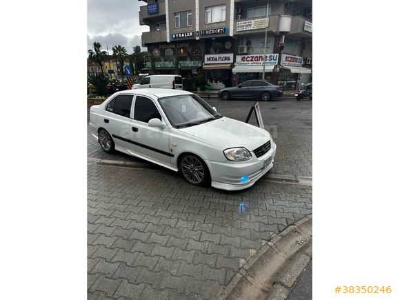 Serseriden serseriye 
 Hyundai Accent 1.6 Admire 2006 Model 