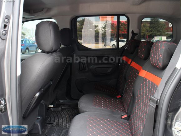 BOYASIZ 2023 CİTROEN BERLİNGO DİZEL OTOMATİK 91.000KMDE