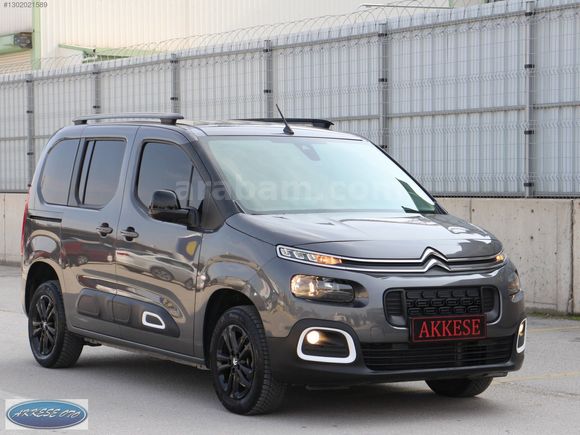 BOYASIZ 2023 CİTROEN BERLİNGO DİZEL OTOMATİK 91.000KMDE
