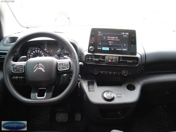 BOYASIZ 2023 CİTROEN BERLİNGO DİZEL OTOMATİK 91.000KMDE