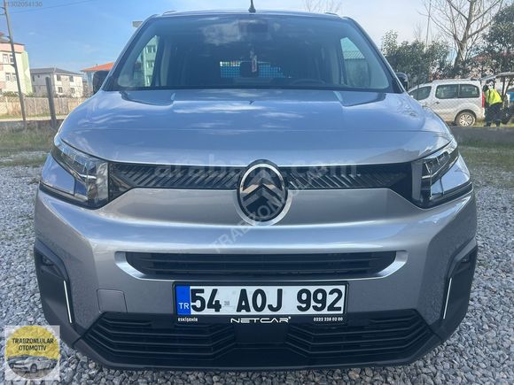 6500 KM DE 2025 MODEL BERLİNGO MAX