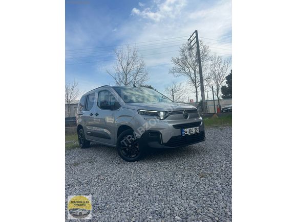 6500 KM DE 2025 MODEL BERLİNGO MAX