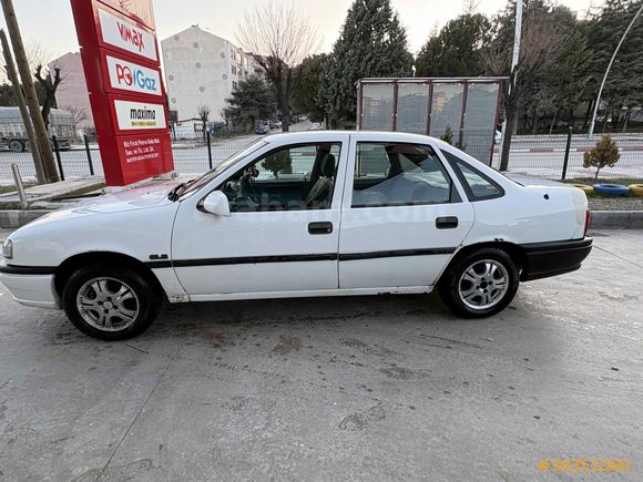 Sahibinden Opel Vectra 2.0 GLS 1993 Model 