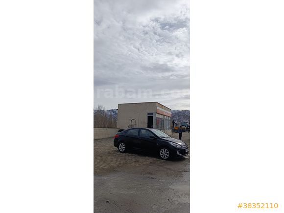 Sahibinden Hyundai Accent Blue 1.6 CRDI Mode Plus 2014 Model