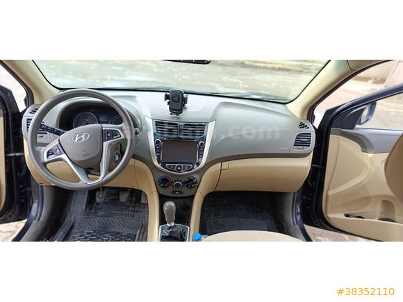 Sahibinden Hyundai Accent Blue 1.6 CRDI Mode Plus 2014 Model