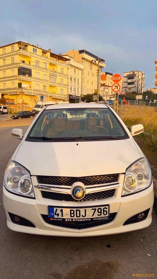 Sahibinden Geely Emgrand 1.5 GSL 2010 Model Kocaeli 203.000 km Beyaz 6