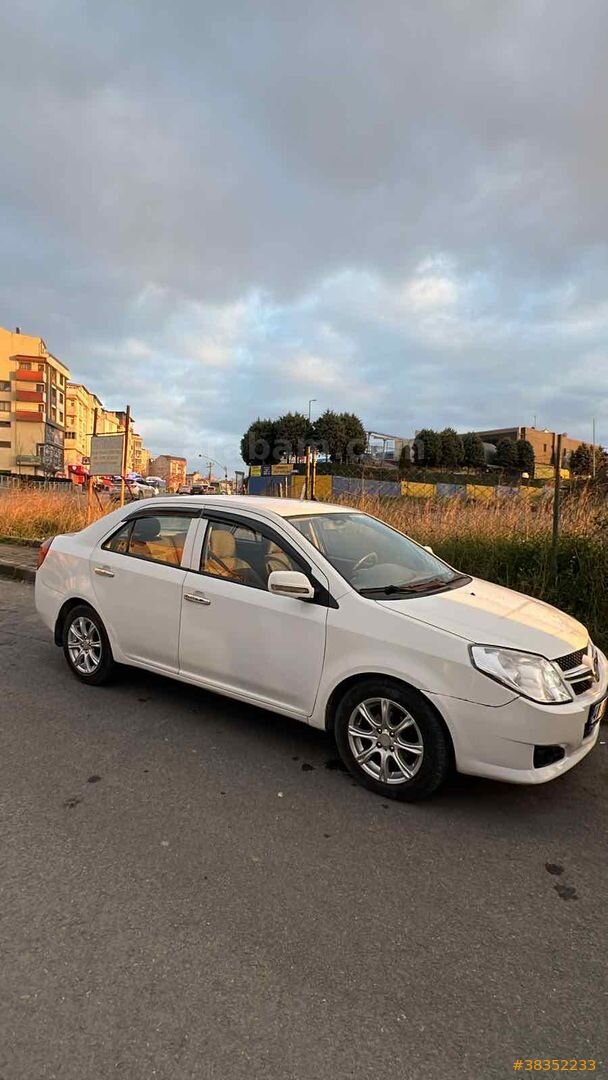 Sahibinden Geely Emgrand 1.5 GSL 2010 Model Kocaeli 203.000 km Beyaz 2