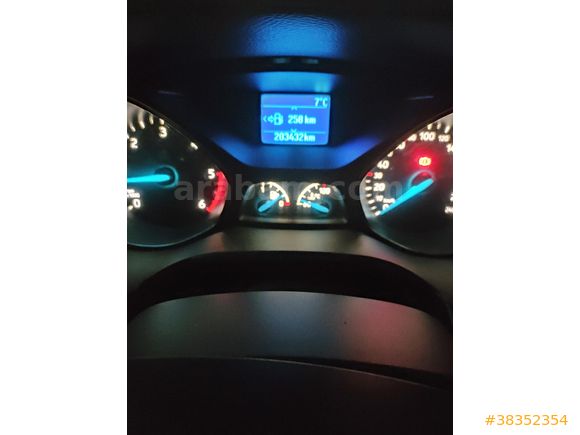Sahibinden Ford Focus 1.5 TDCi Trend X 2015 Model Batman 205.000 km Beyaz