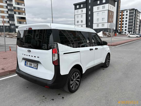 Sahibinden Ford Tourneo Courier 1.0 EcoBoost Trend 2024 Model 