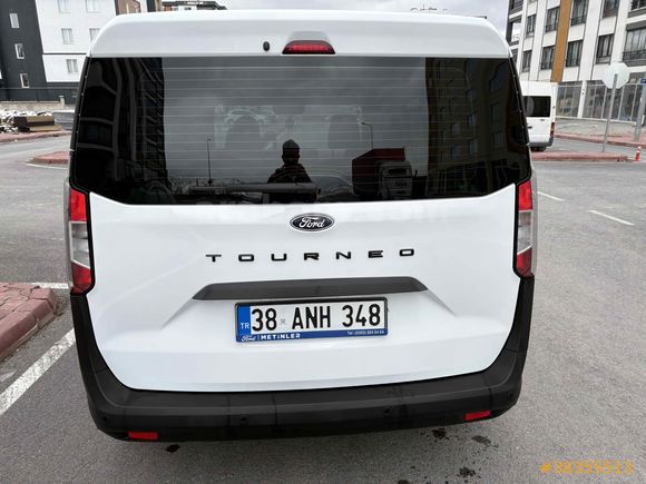Sahibinden Ford Tourneo Courier 1.0 EcoBoost Trend 2024 Model 