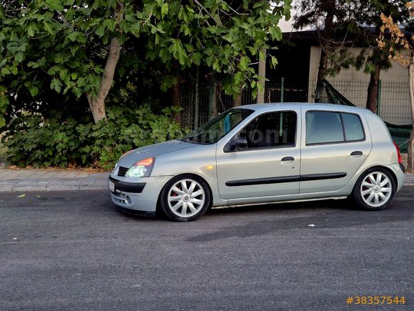 Sahibinden Renault Clio 1.2 Authentique 2004 Model