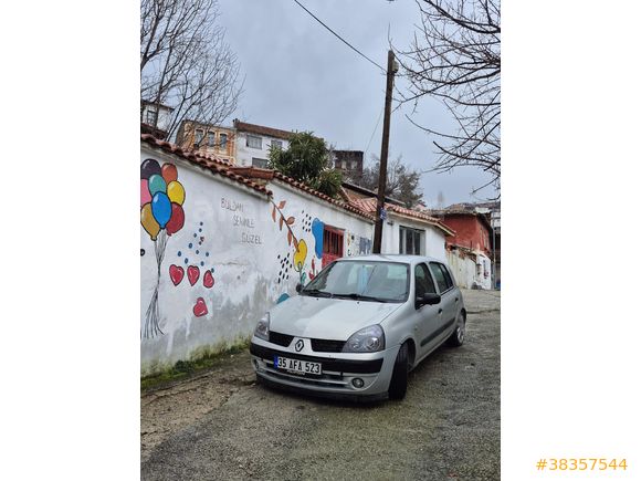 Sahibinden Renault Clio 1.2 Authentique 2004 Model