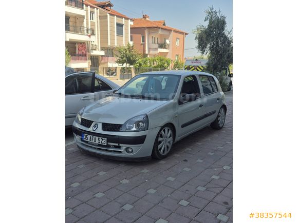 Sahibinden Renault Clio 1.2 Authentique 2004 Model