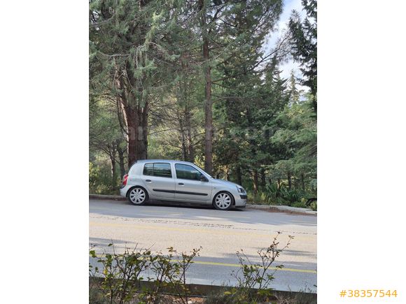 Sahibinden Renault Clio 1.2 Authentique 2004 Model