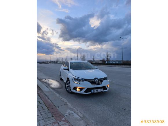 Memurdan Ekstralı Renault Megane 1.3 TCe Joy