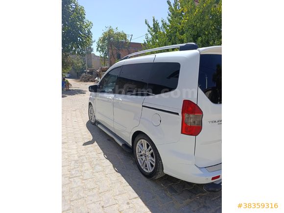 Sahibinden Ford Tourneo Courier 1.5 TDCi Titanium Plus 2020 Model