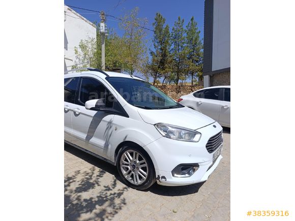 Sahibinden Ford Tourneo Courier 1.5 TDCi Titanium Plus 2020 Model