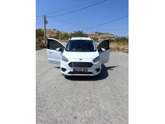 Sahibinden Ford Tourneo Courier 1.5 TDCi Titanium Plus 2020 Model