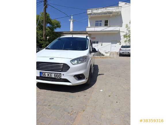 Sahibinden Ford Tourneo Courier 1.5 TDCi Titanium Plus 2020 Model