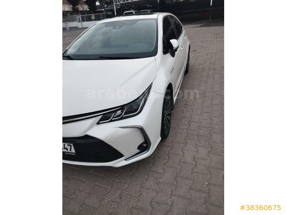 Sahibinden Toyota Corolla 1.8 Hybrid Flame X-Pack 2020 Model