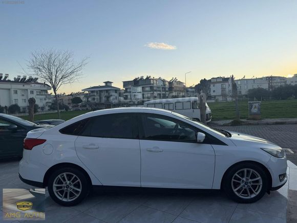 //2015 FORD FOCUS 1.5 TDCİ TREND X POWERSHİFT //