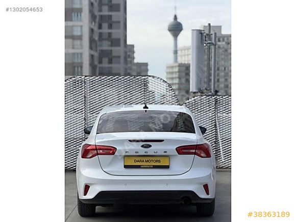 2020 MODEL FORD FOCUS DEĞİŞENSİZ DÜŞÜK KM