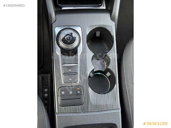 2020 MODEL FORD FOCUS DEĞİŞENSİZ DÜŞÜK KM
