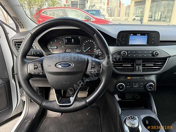 2020 MODEL FORD FOCUS DEĞİŞENSİZ DÜŞÜK KM