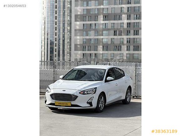 2020 MODEL FORD FOCUS DEĞİŞENSİZ DÜŞÜK KM