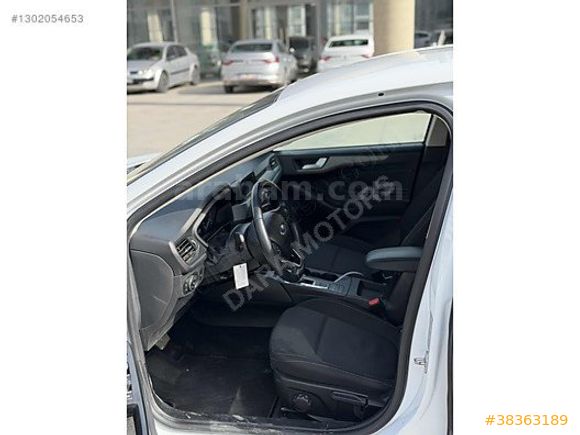 2020 MODEL FORD FOCUS DEĞİŞENSİZ DÜŞÜK KM