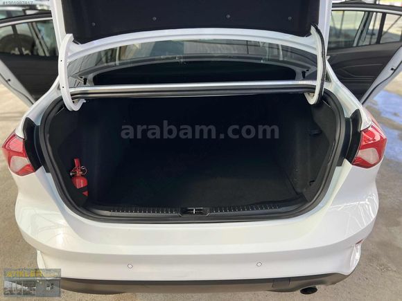 2021 FOCUS 1.5 ECOBLUE DİZEL HATASIZ BOYASIZ TRAMERSİZ